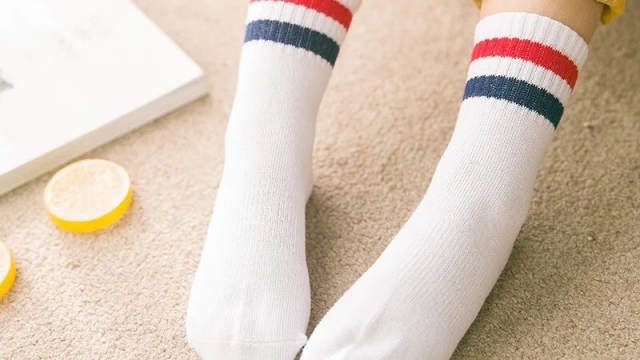 Stepping in Style: Funky Finds for Boys’ Socks