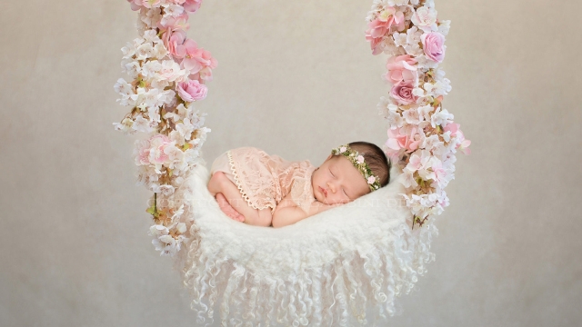 Capturing the Innocence: A Guide to Stunning Newborn Photography