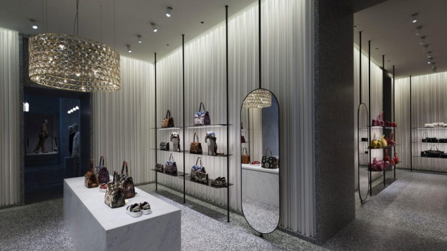 Chic Elegance: Discovering the Allure of Women’s Designer Boutiques