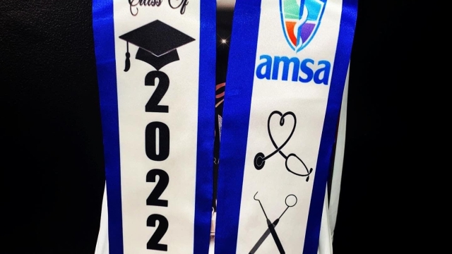 Styling Success: The Meaning Behind High School Graduation Stoles